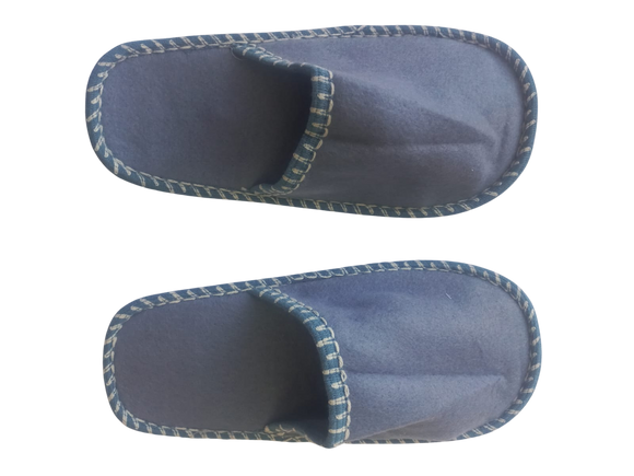 Blue blanket slippers closed toe (Medium)