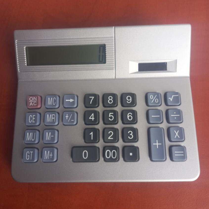Silver 12 digit desk top calculator - 0