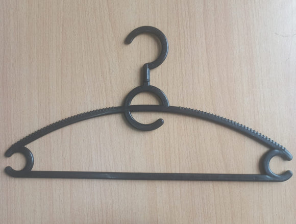 BLACK NONSLIP PLASTIC TROUSER HANGER  10