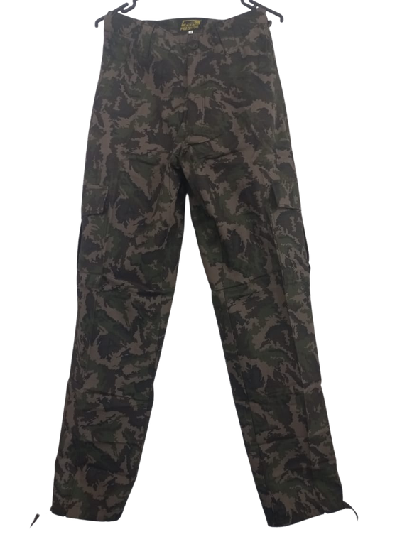 Long Sleeve Camo Pants with Strings: Fashionable, Functional, and Versatile Apparel for the Adventure-Seeking Fashionistas!