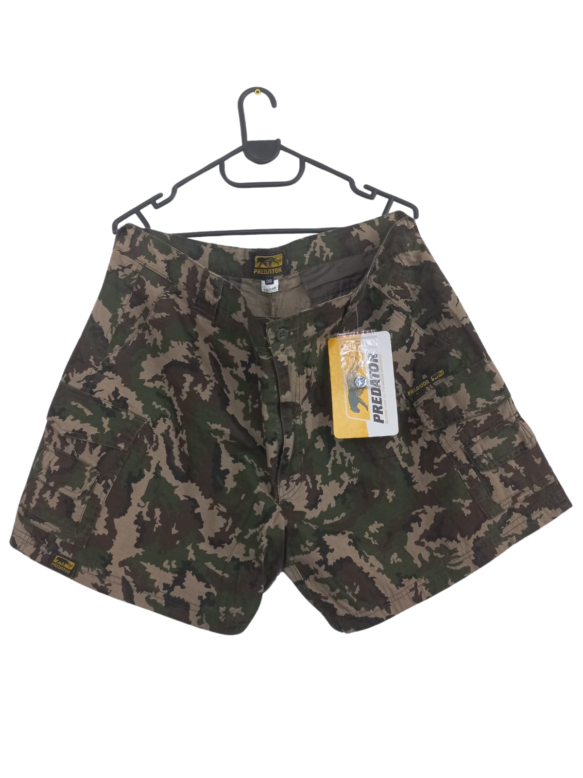 Unisex Camo Short Pants for Outdoor Adventures