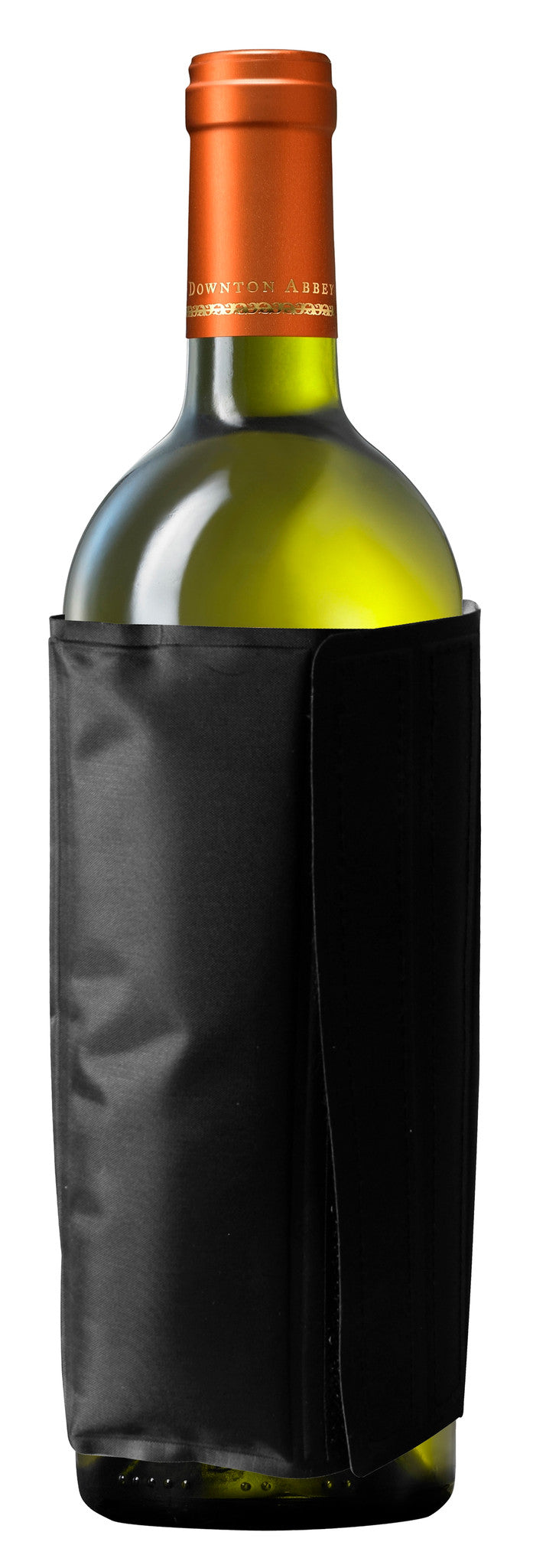 Wine bottle cooler with refrigerant gel