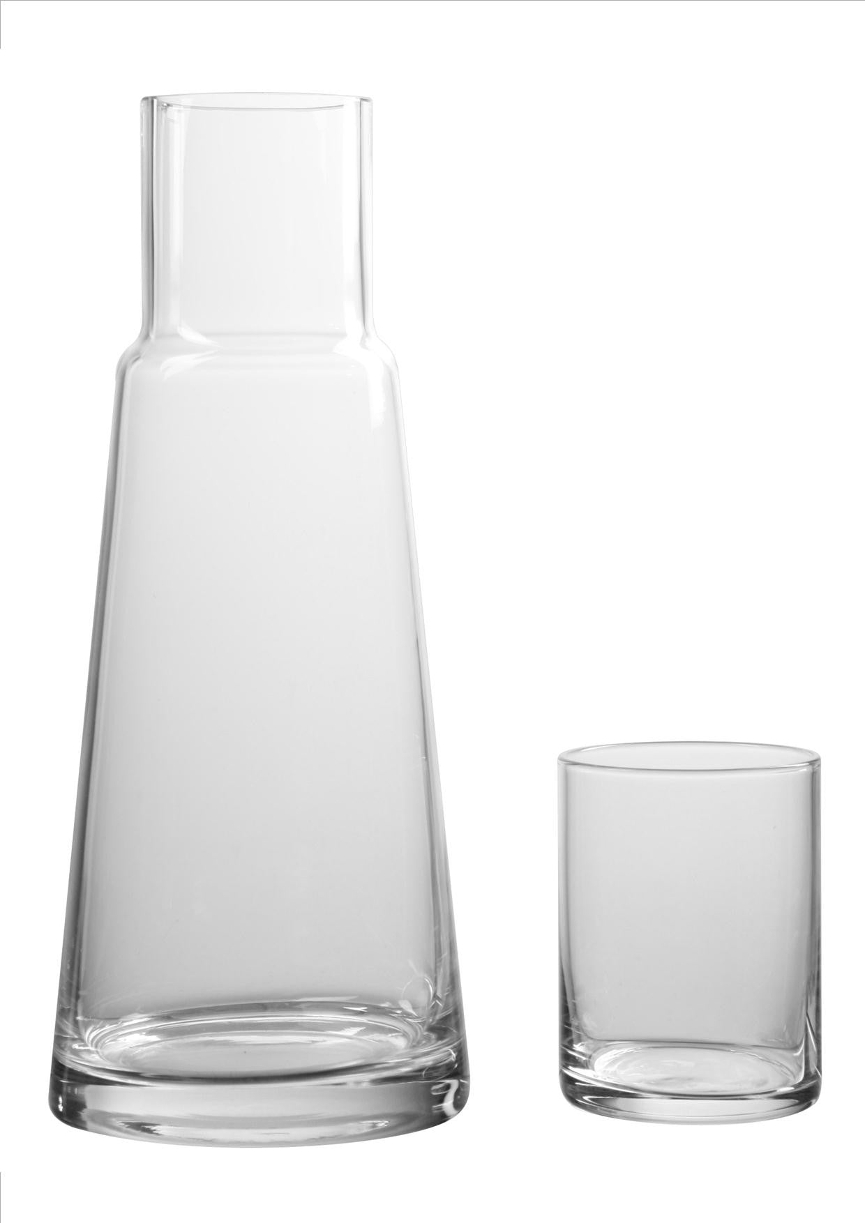 Clear glass carafe with glass tumbler/lid